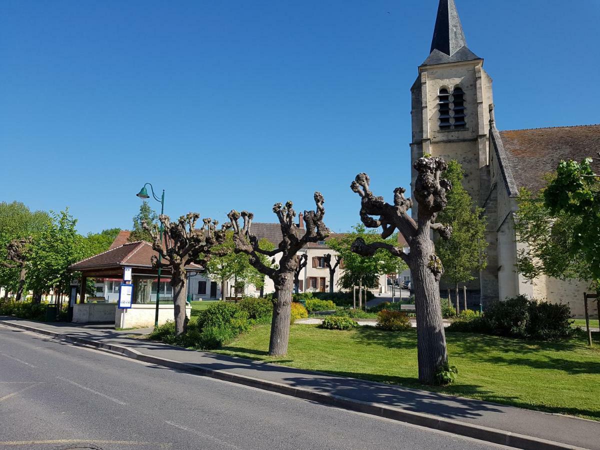 Charmant F2 A Vemars- Parc Asterix - Mer De Sable - Villepinte - Aeroport Cdg Exterior foto